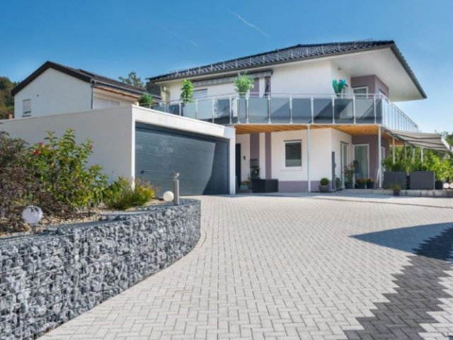 Massivhaus vs. Fertighaus: Vorteile und Nachteile beider Bauweisen