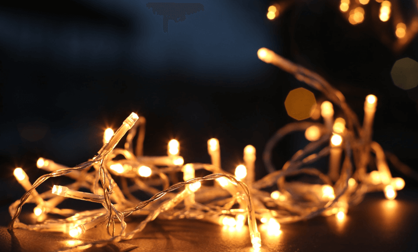 Lichterketten als Dekoration in der Weihnachtszeit -  - Elbe-Haus®